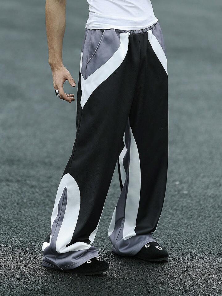 Abstract Flow Wide-Leg Sweatpants – Black & White